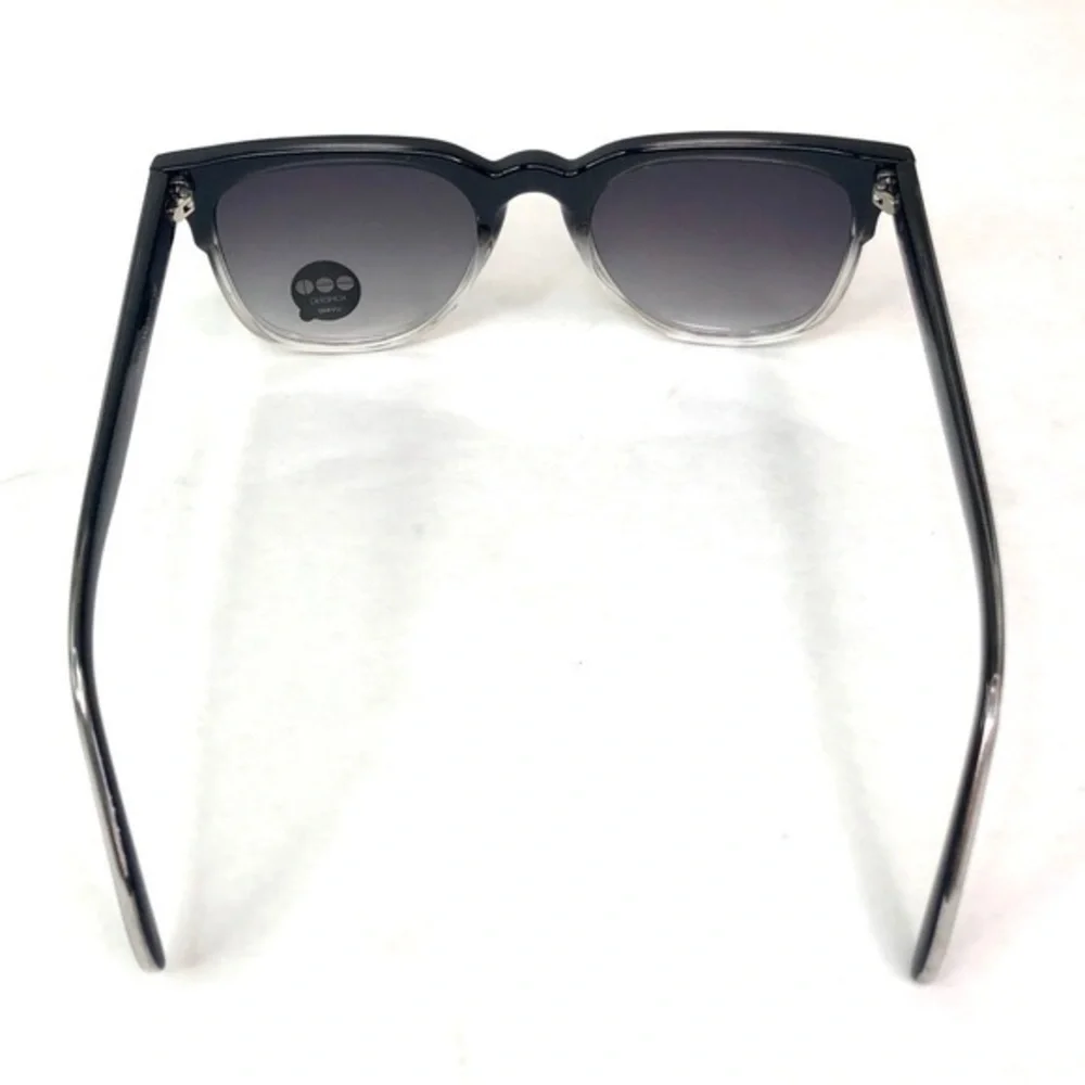 KOMONO Riviera Paisley Sunglasses NEW gray black
